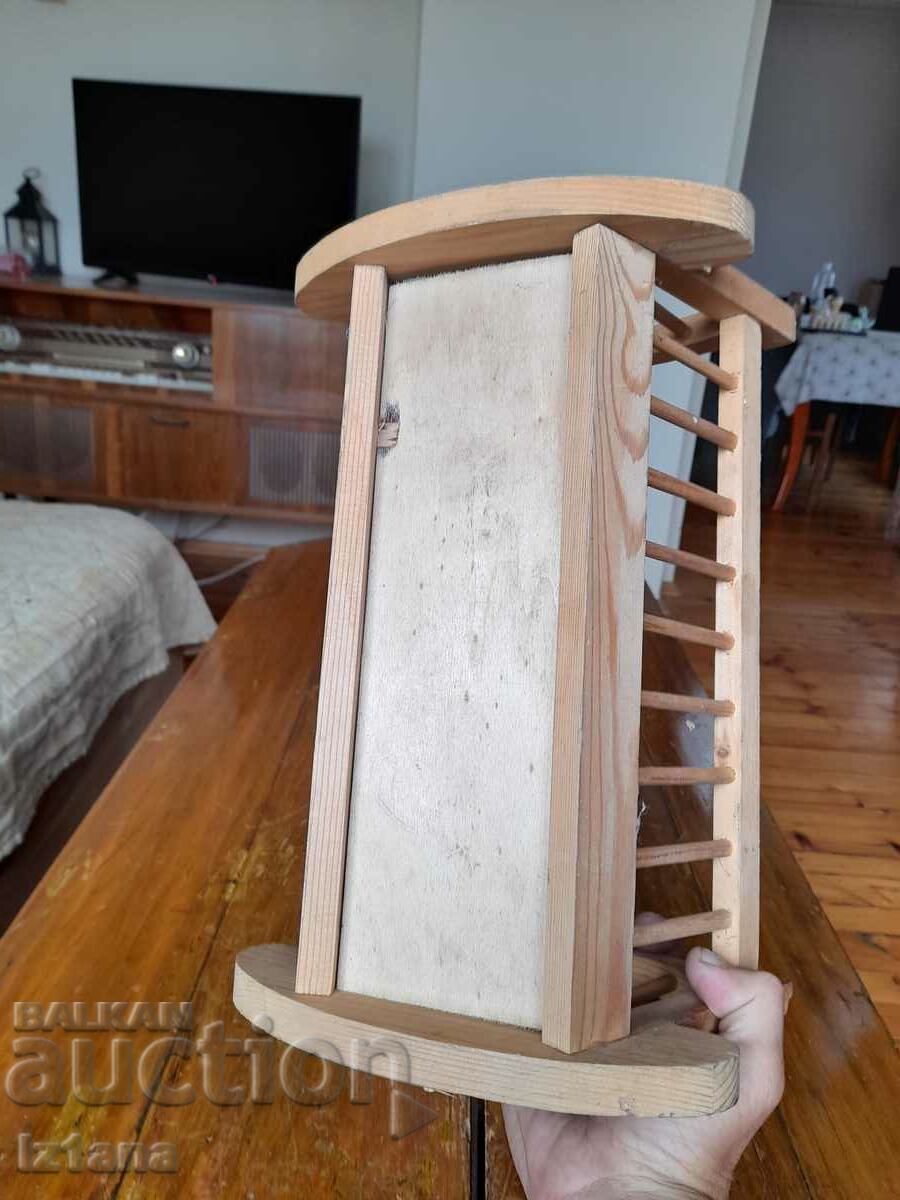 Old doll bin - 7 Old doll bin - 7