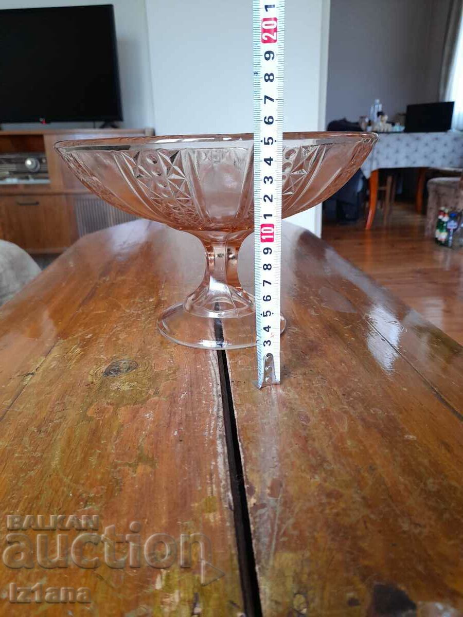 Delivery of Old glass fruit bowl, bowl Delivery of Old glass fruit bowl, bowl
