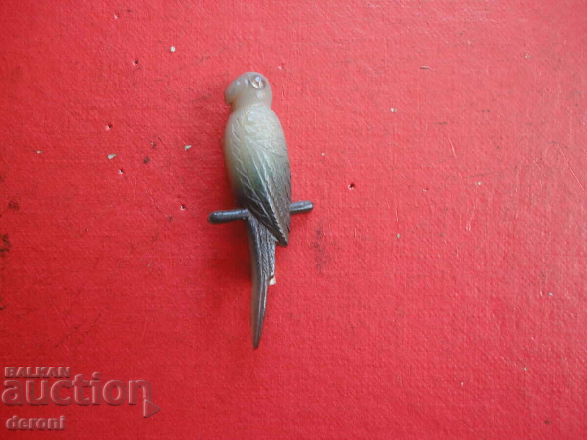 Delivery of Antique brooch 86 Delivery of Antique brooch 86