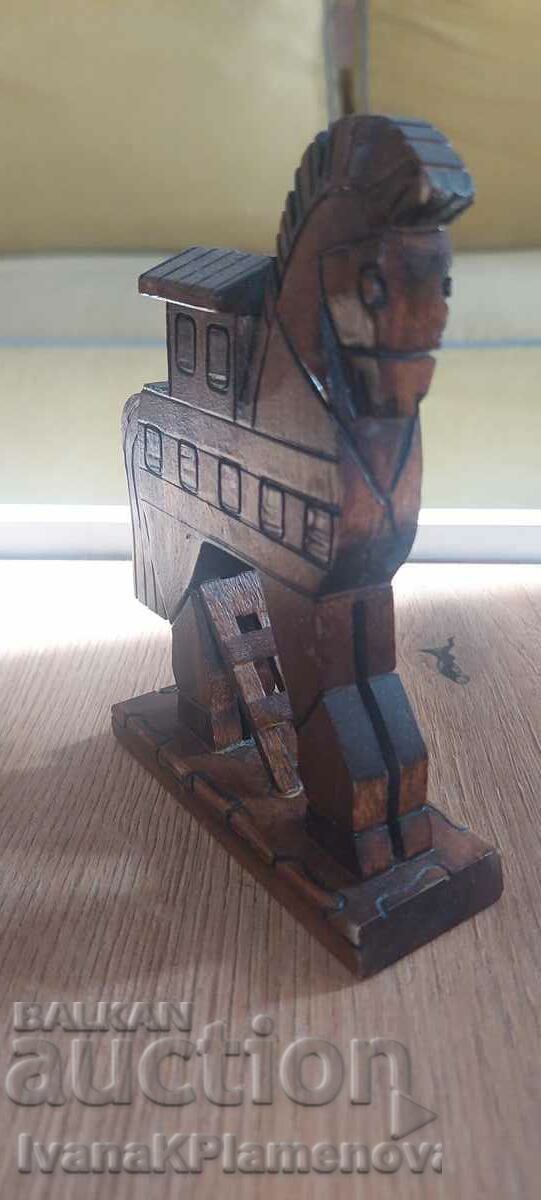 Wood carving with price 15.00 BGN | € 7.67 Wood carving with price 15.00 BGN | € 7.67