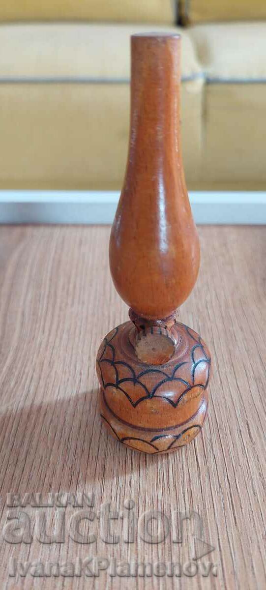 Λαμπάδα ξυλόγλυπτη μικρή με τιμή € 6.00 | 11.74 BGN