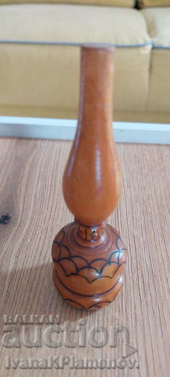 Delivery of Small wood carving lamp Delivery of Small wood carving lamp