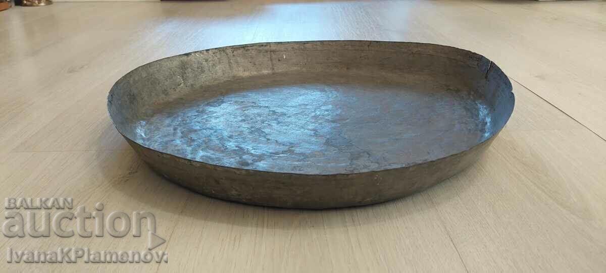 Auction Copper tray 42 cm Auction Copper tray 42 cm