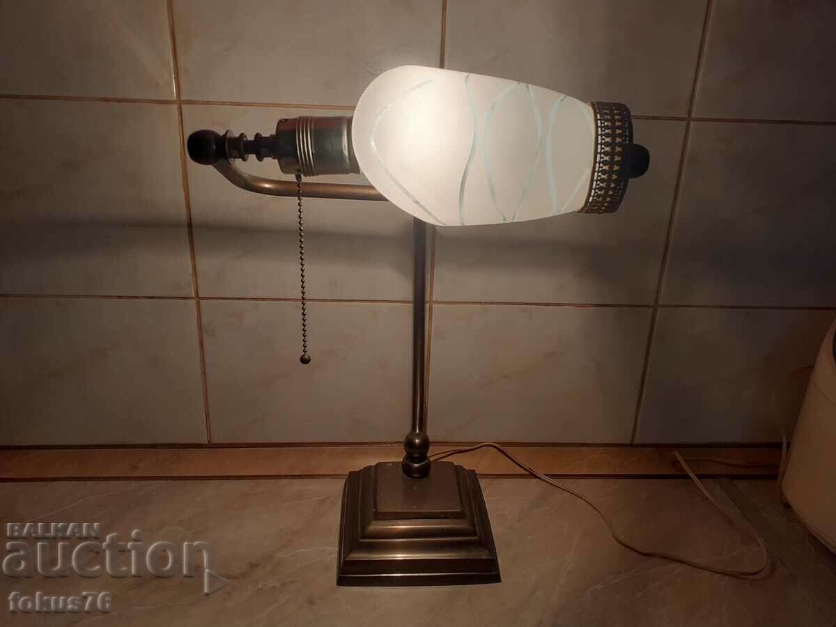 Veche veche veche noptiera unica cu preț 349.00 BGN | € 178.44 Veche veche veche noptiera unica cu preț 349.00 BGN | € 178.44