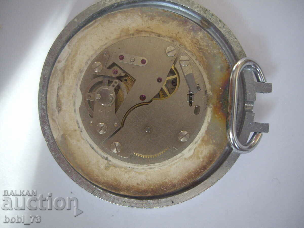 Auction Old pocket watch for parts. Auction Old pocket watch for parts.