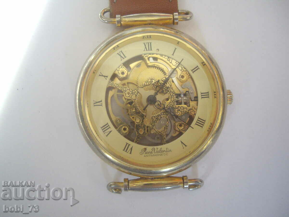 A mechanical watch. with price 130.00 BGN | € 66.47 A mechanical watch. with price 130.00 BGN | € 66.47