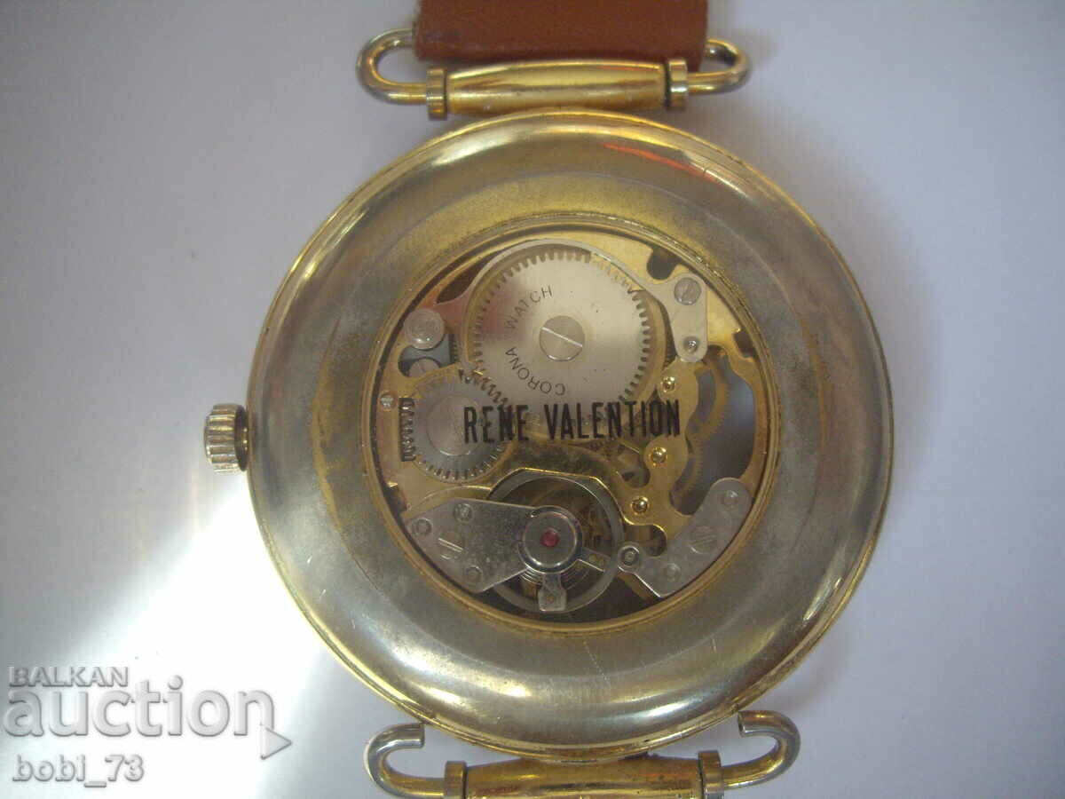 A mechanical watch. - 5 A mechanical watch. - 5