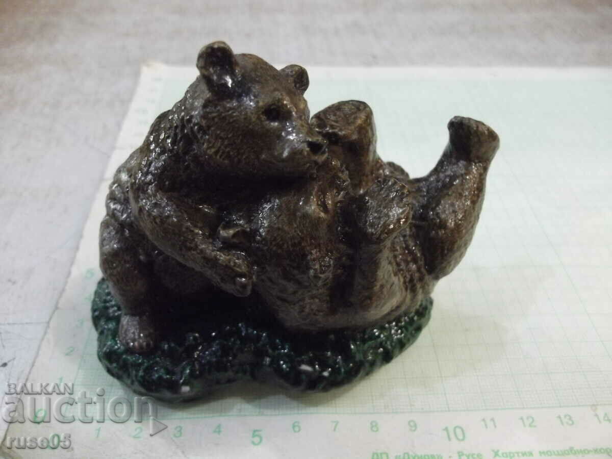 Delivery of Figure "Two Bears" Delivery of Figure "Two Bears"