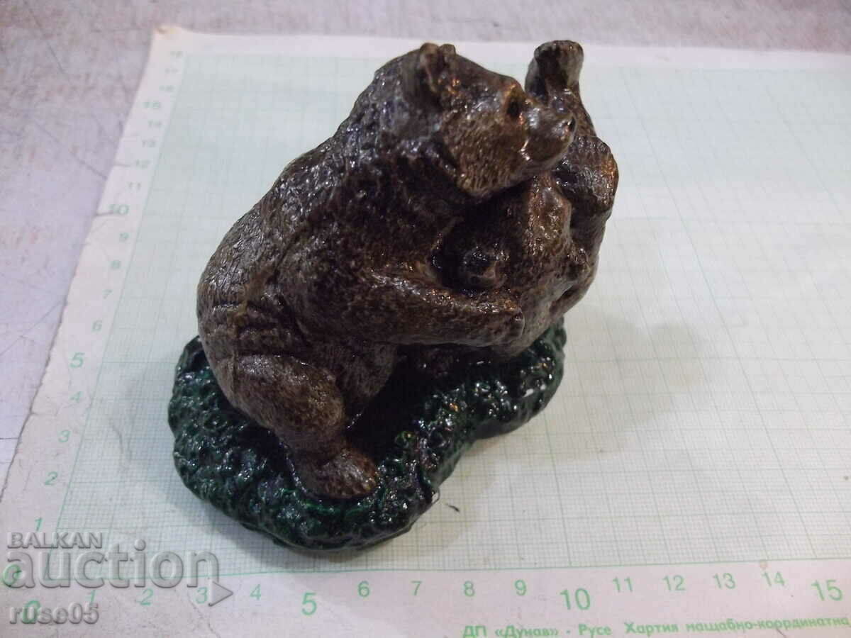 Figure "Two Bears" - 5 Figure "Two Bears" - 5