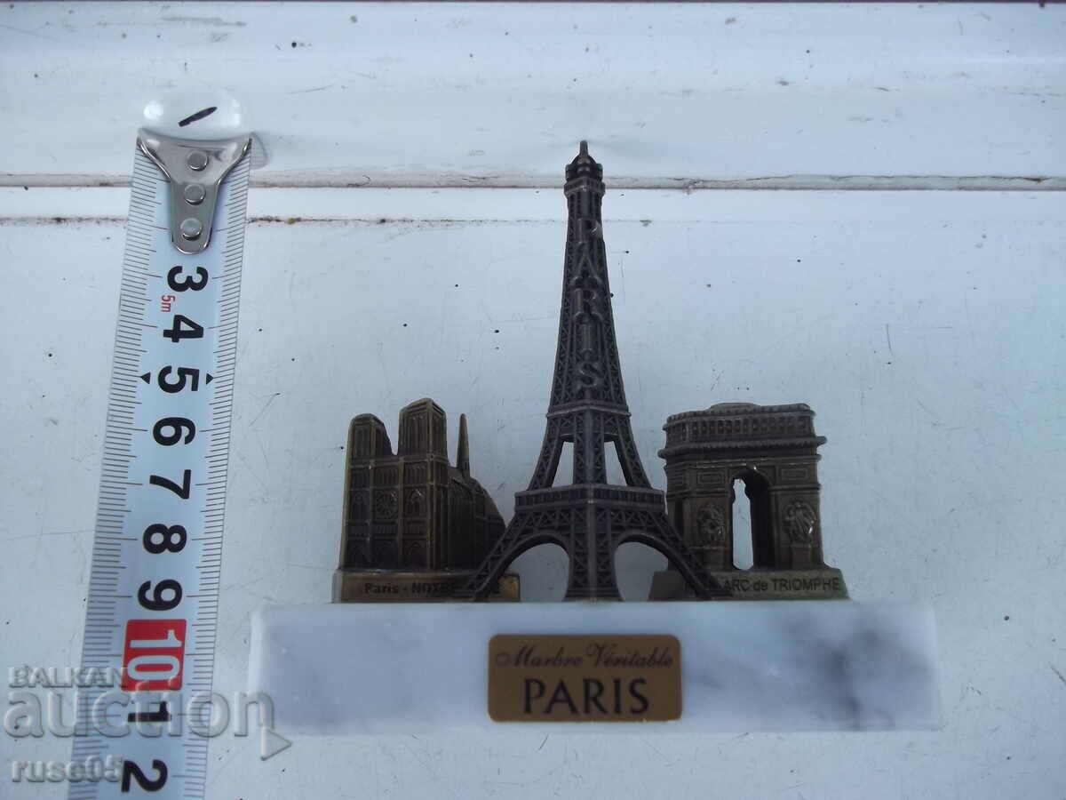 Bronze sculptures on a marble base with price 30.00 BGN | € 15.34 Bronze sculptures on a marble base with price 30.00 BGN | € 15.34