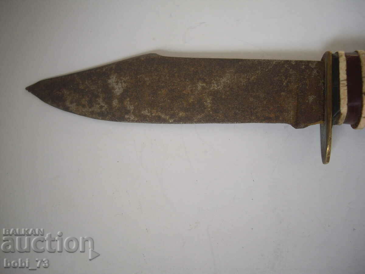 An old knife. with price 40.00 BGN | € 20.45 An old knife. with price 40.00 BGN | € 20.45