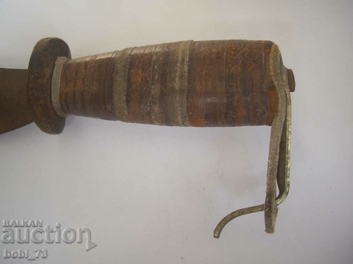 Auction An old knife. Auction An old knife.