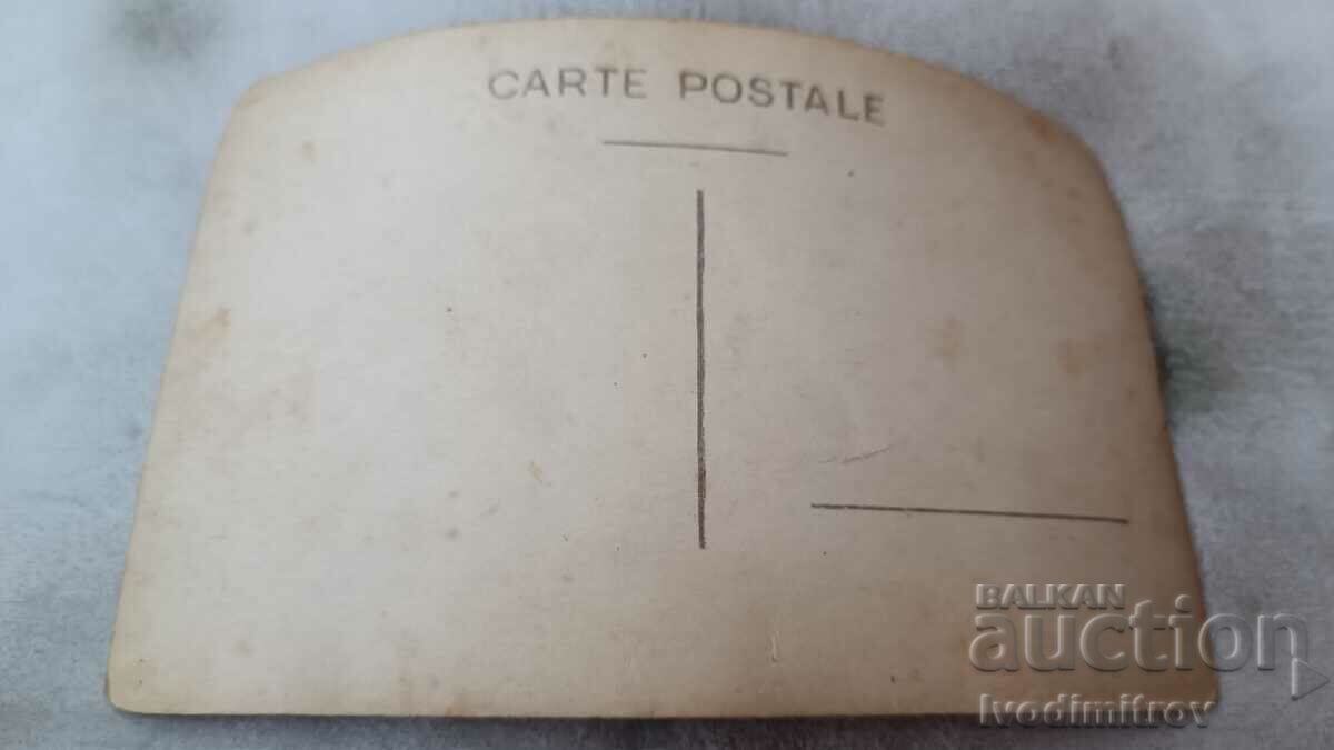 Φωτογραφία Πέντε κορίτσια σε μια vintage μοτοσικλέτα με τιμή € 17.00 | 33.25 BGN Φωτογραφία Πέντε κορίτσια σε μια vintage μοτοσικλέτα με τιμή € 17.00 | 33.25 BGN