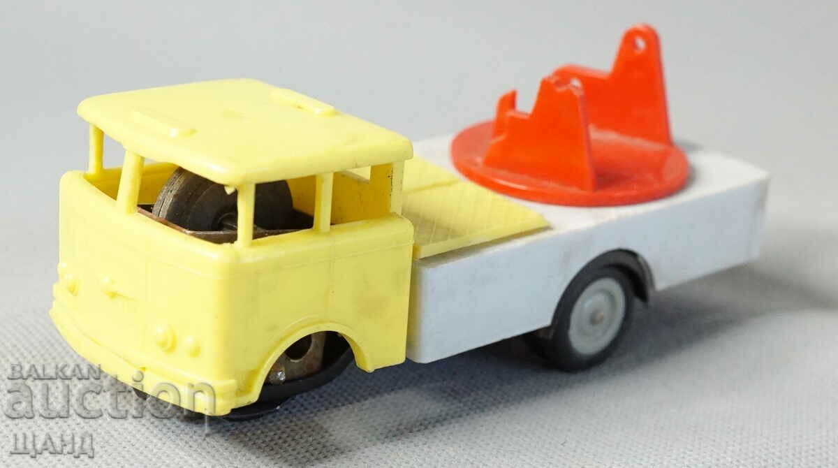 Skoda 706 Vechi model de jucărie din plastic camion macara