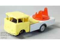 Skoda 706 Old Plastic toy model truck crane