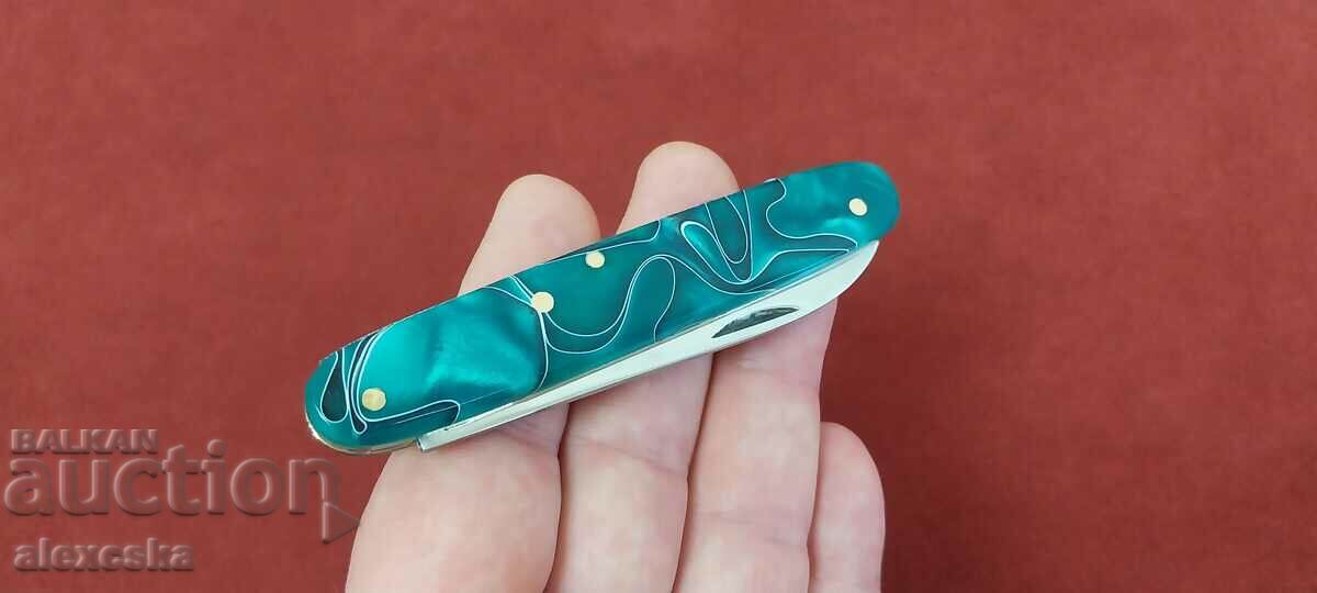 Delivery of Pocket knife - Hammer and Sickle Delivery of Pocket knife - Hammer and Sickle