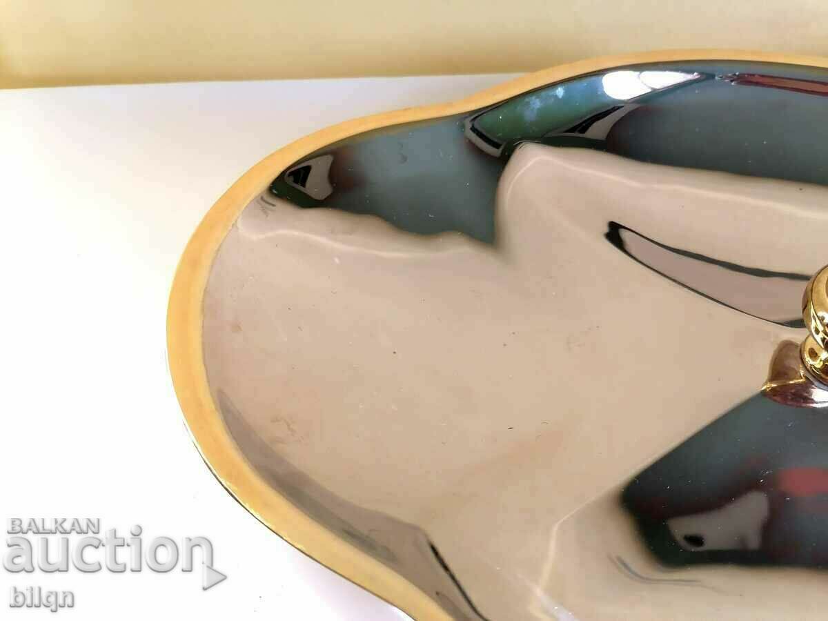 Licitație Frumoasa farfurie cu aurire