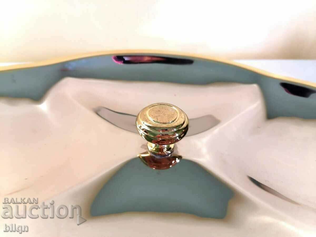 Delivery of Beautiful Plate With Gilding