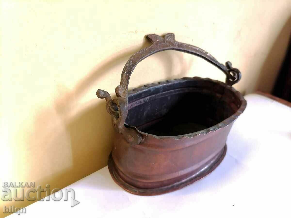 Delivery of Collectible Old Bronze Dish Delivery of Collectible Old Bronze Dish