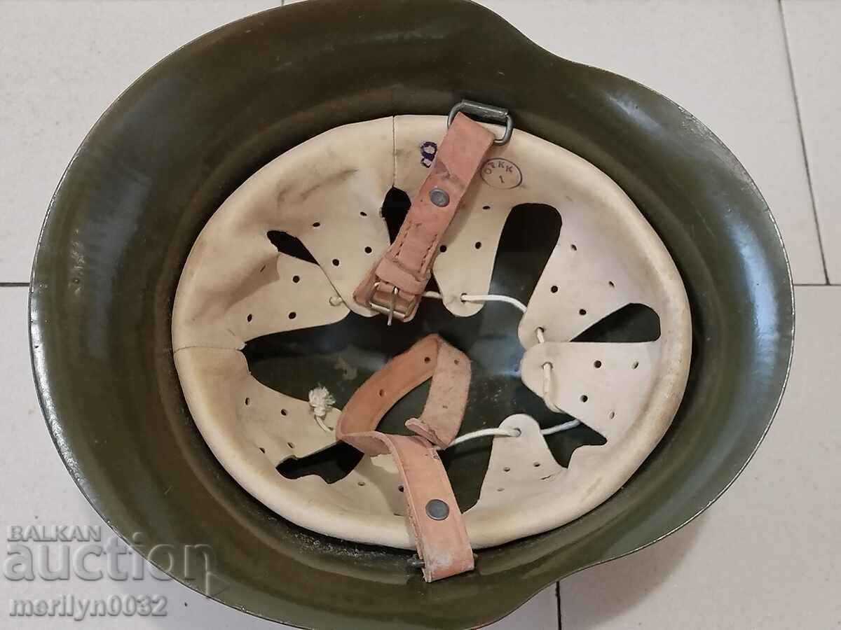 Livrarea Cască de luptă bulgară M-36 de fabricație germană în al doilea război mondial