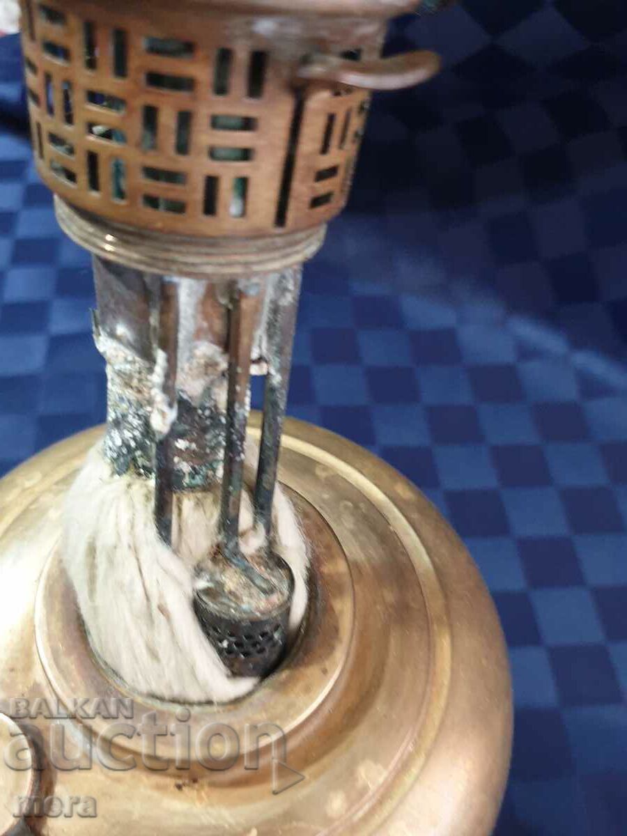 Delivery of Antique brass lamp with a rare burner