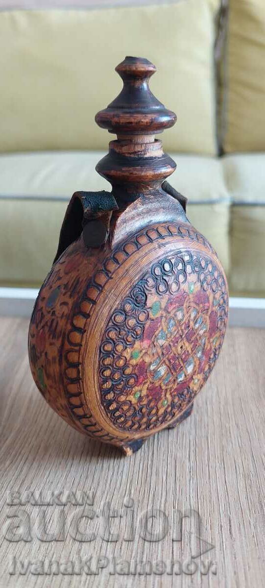 Small wooden bow for collectors with price 16.00 BGN | € 8.18