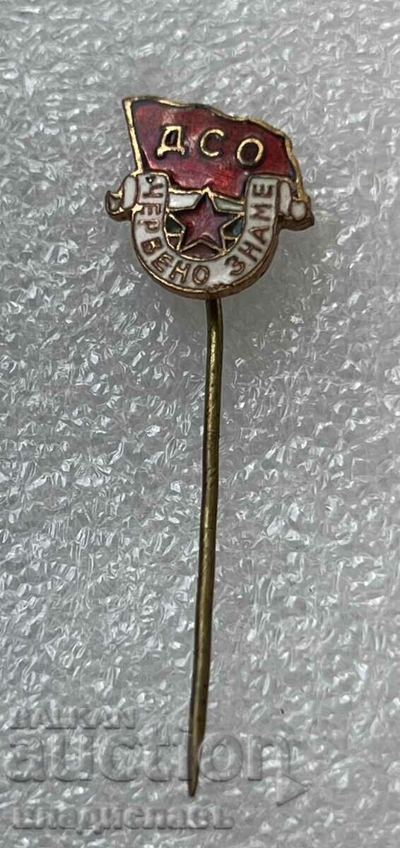 Auction football badge DSO Red Flag - enamel! Auction football badge DSO Red Flag - enamel!