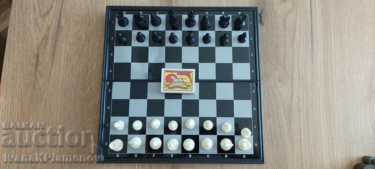 Magnetic chess - 6