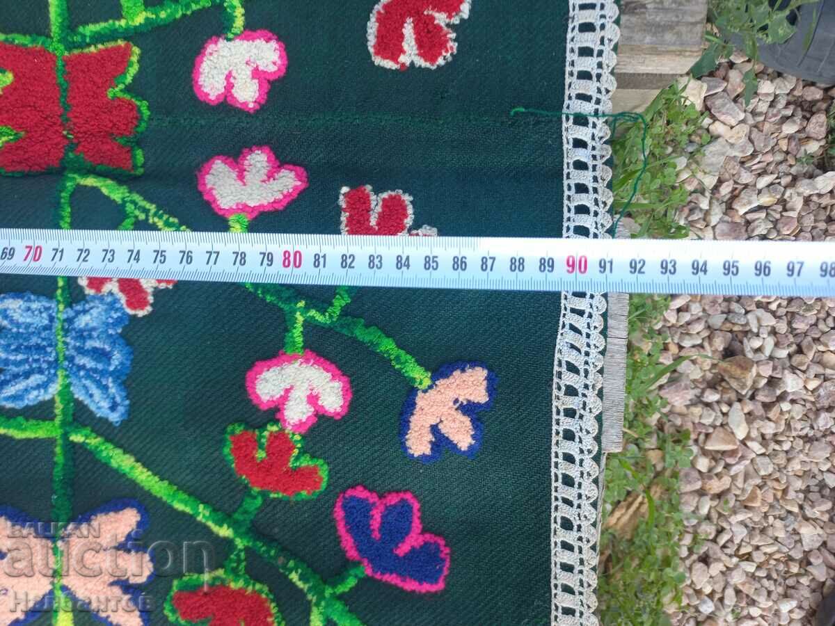 WEAR AN OLD APRON with price 100.00 BGN | € 51.13 WEAR AN OLD APRON with price 100.00 BGN | € 51.13