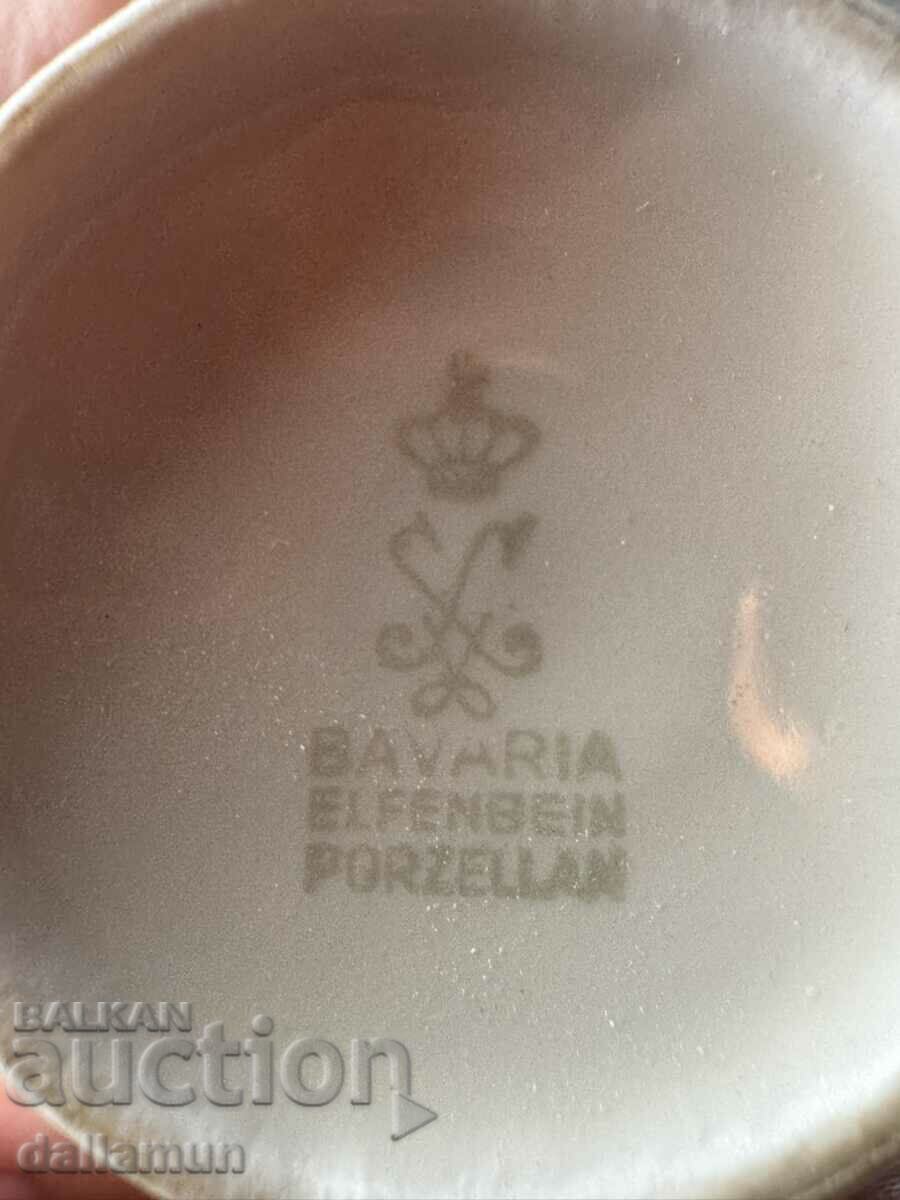 Δημοπρασία Παλιά υπηρεσία πορσελάνης με σφραγίδα Δημοπρασία Παλιά υπηρεσία πορσελάνης με σφραγίδα