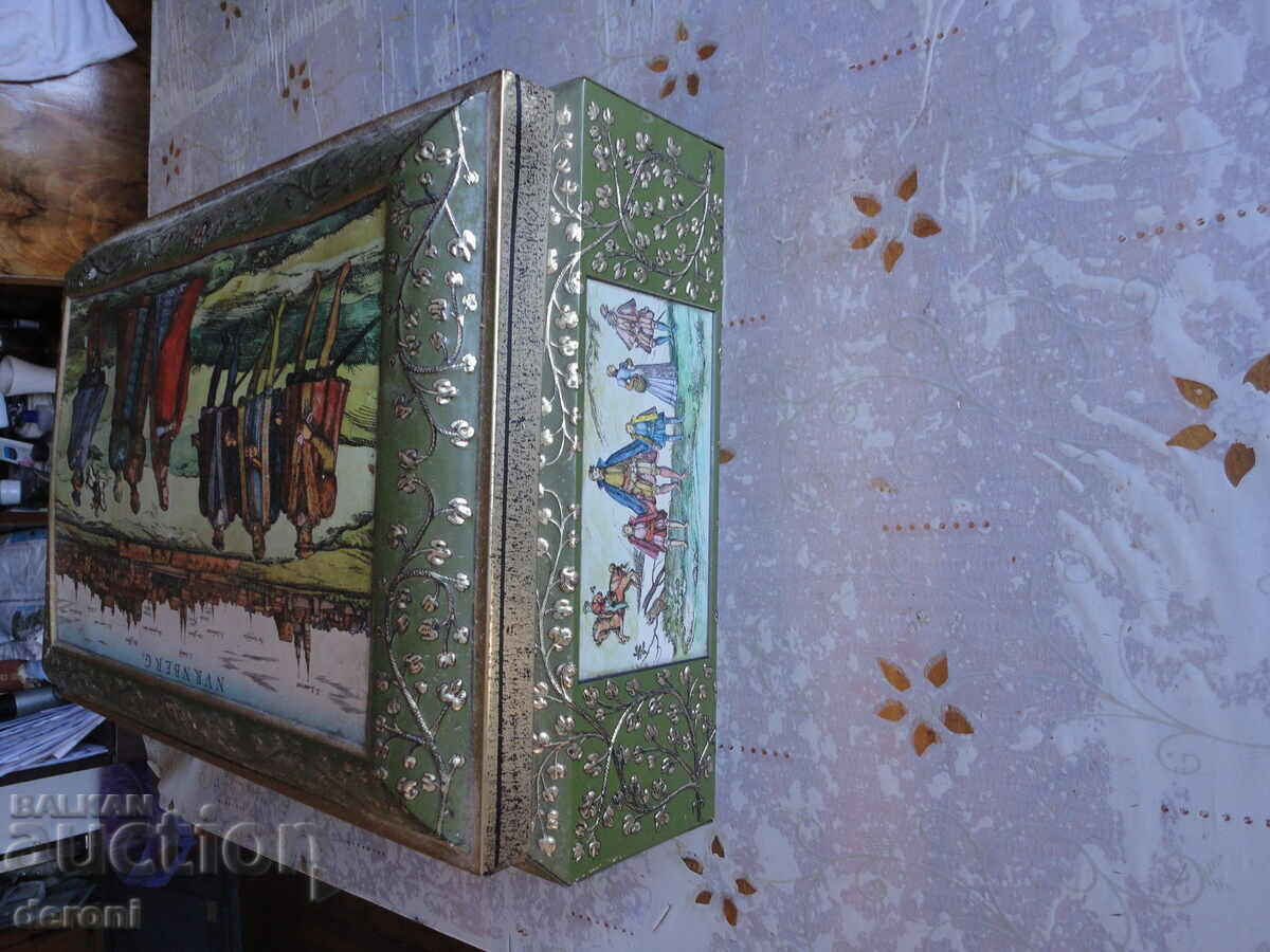 Страхотна ламаринена тенекиена кутия 8 - 5