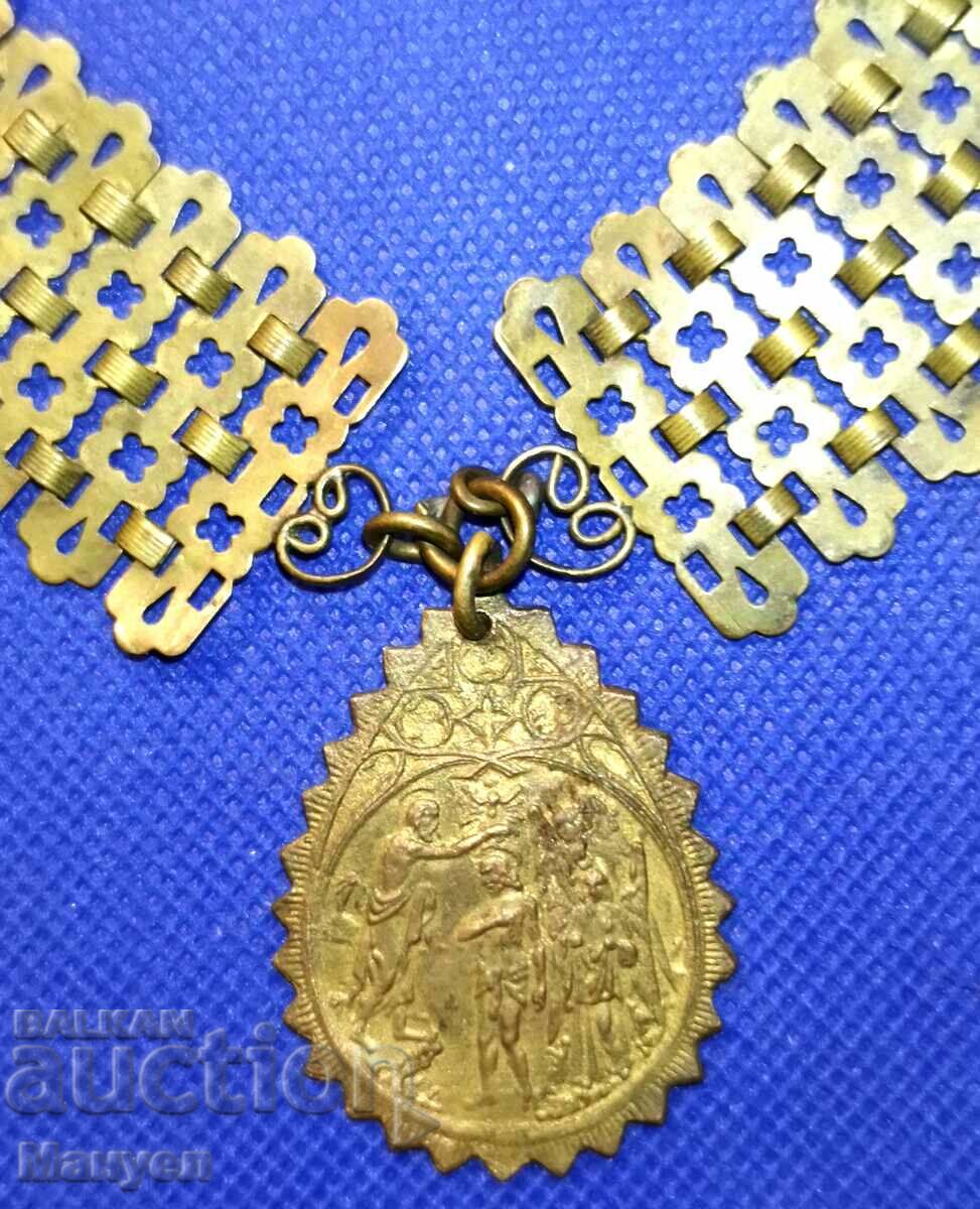 Auction  Old, church, revival jewelry.