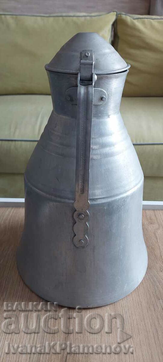 Παράδοση Υγρό δοχείο αλουμινίου ρετρό για συλλέκτες