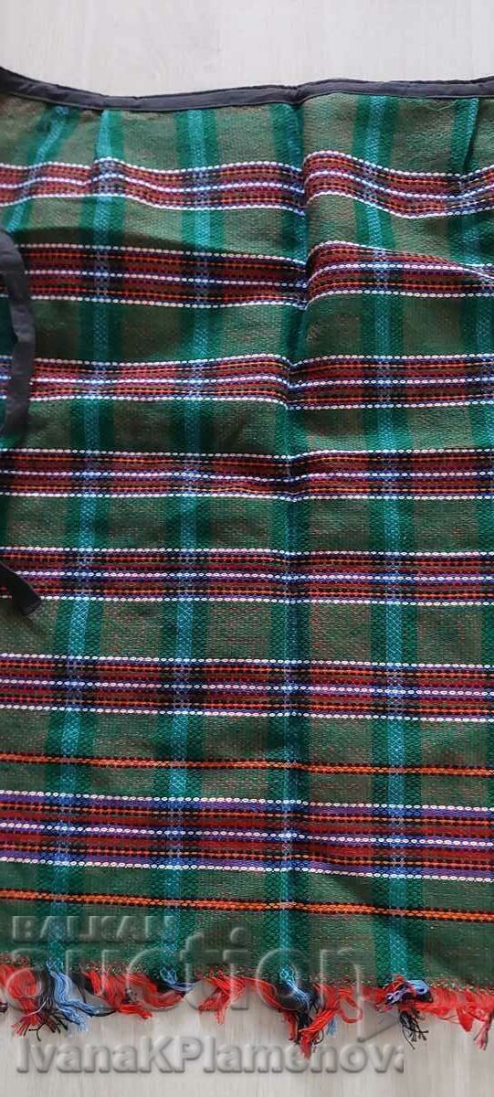 Ποδιά αυθεντική εξαιρετική με τιμή € 8.00 | 15.65 BGN Ποδιά αυθεντική εξαιρετική με τιμή € 8.00 | 15.65 BGN