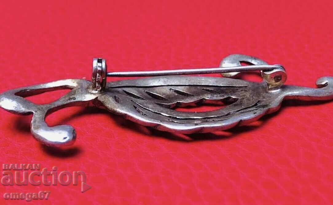 Delivery of Antique silver marcasite brooch. Delivery of Antique silver marcasite brooch.