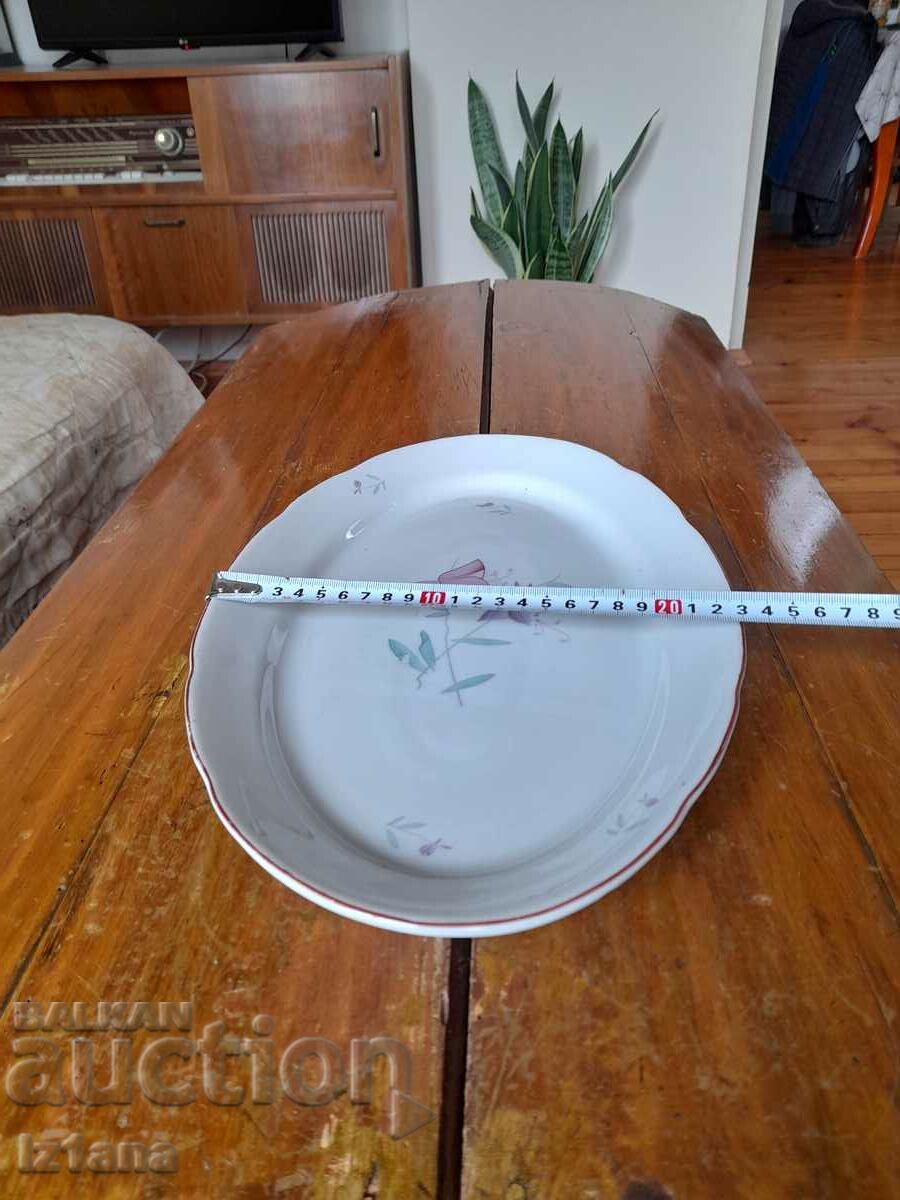 Delivery of Old porcelain plate, plate Delivery of Old porcelain plate, plate