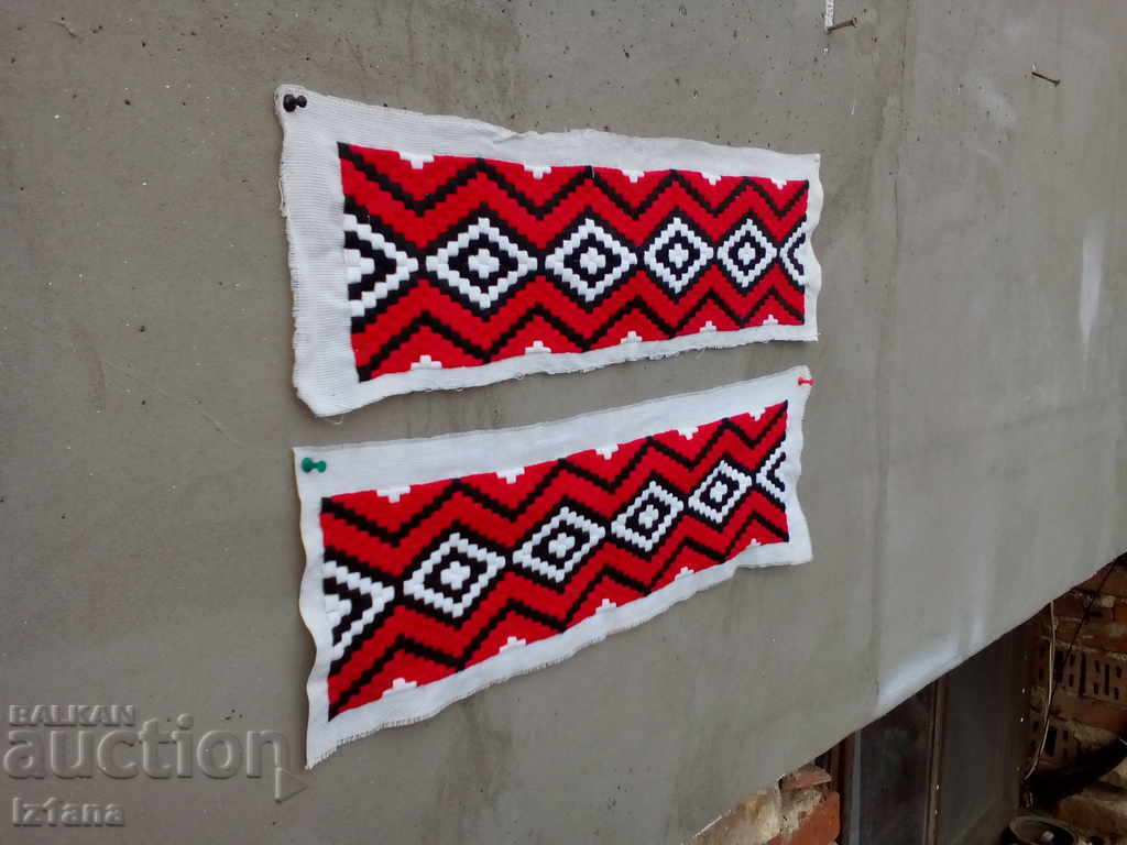 Стара шевица,бродерия с цена 16.00 лв. | € 8.18 Стара шевица,бродерия с цена 16.00 лв. | € 8.18