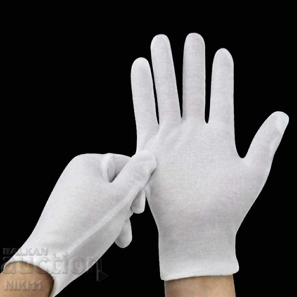 White numismatic gloves, pair