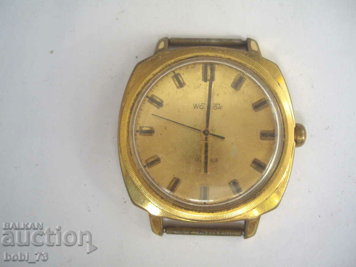 Men's gold-plated wristwatch.