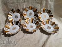 Porcelain plates. Set of 6 pieces