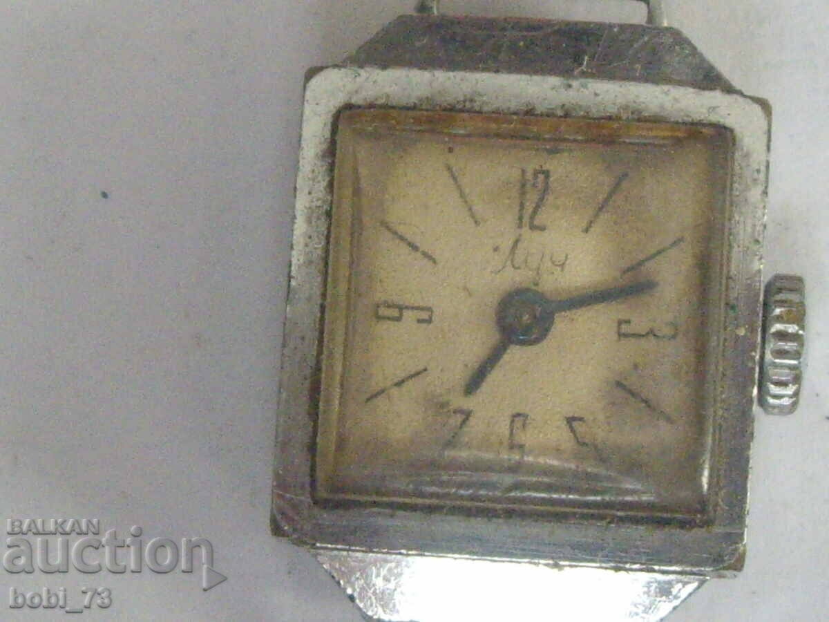 Women's wristwatch. with price 7.00 BGN | € 3.58 Women's wristwatch. with price 7.00 BGN | € 3.58