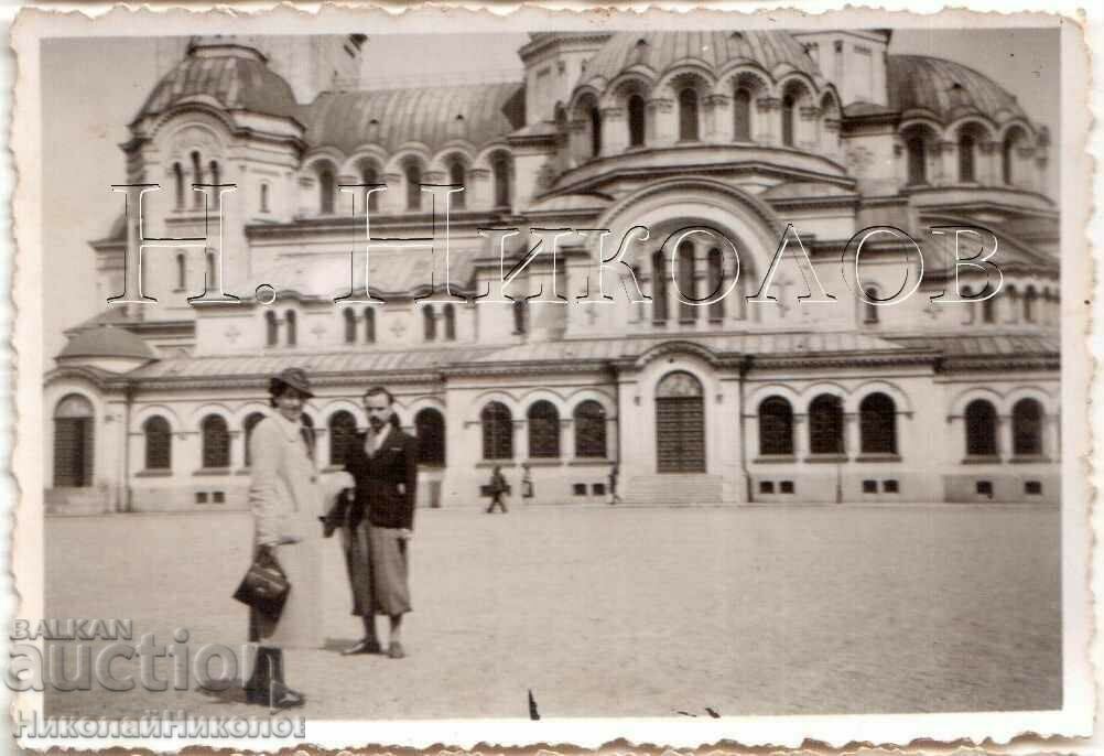 SMALL OLD PHOTO OF SOFIA IN FRONT OF ALEXANDER NEVSKY TEMPLE G994