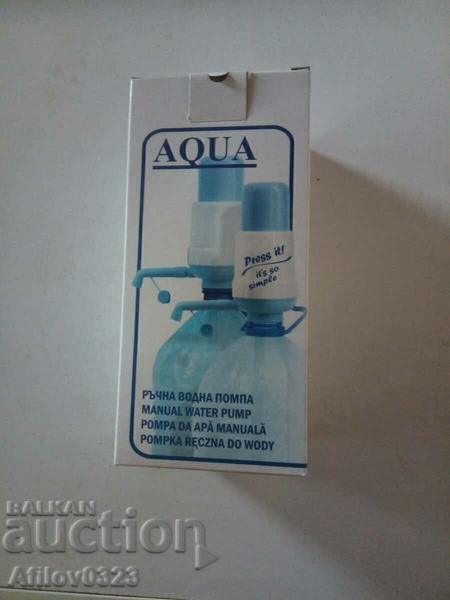 Delivery of Aqua manual water pump. Delivery of Aqua manual water pump.