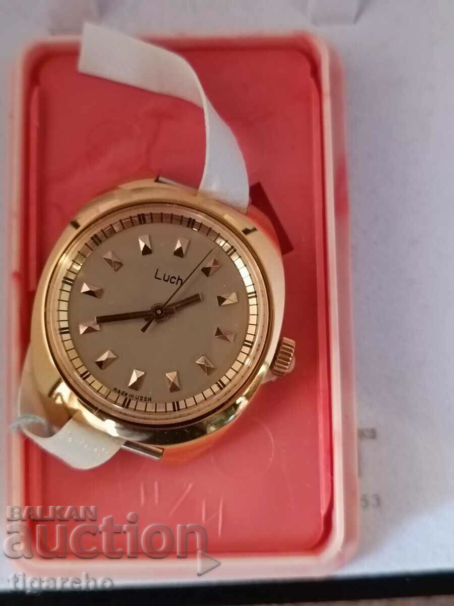 Women's watch Luch