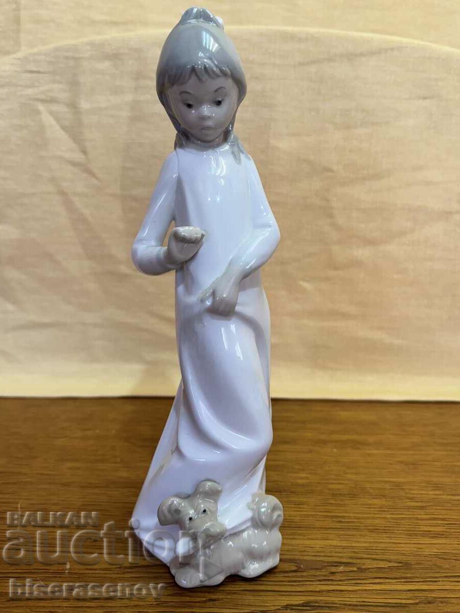 Porcelain figure with markings