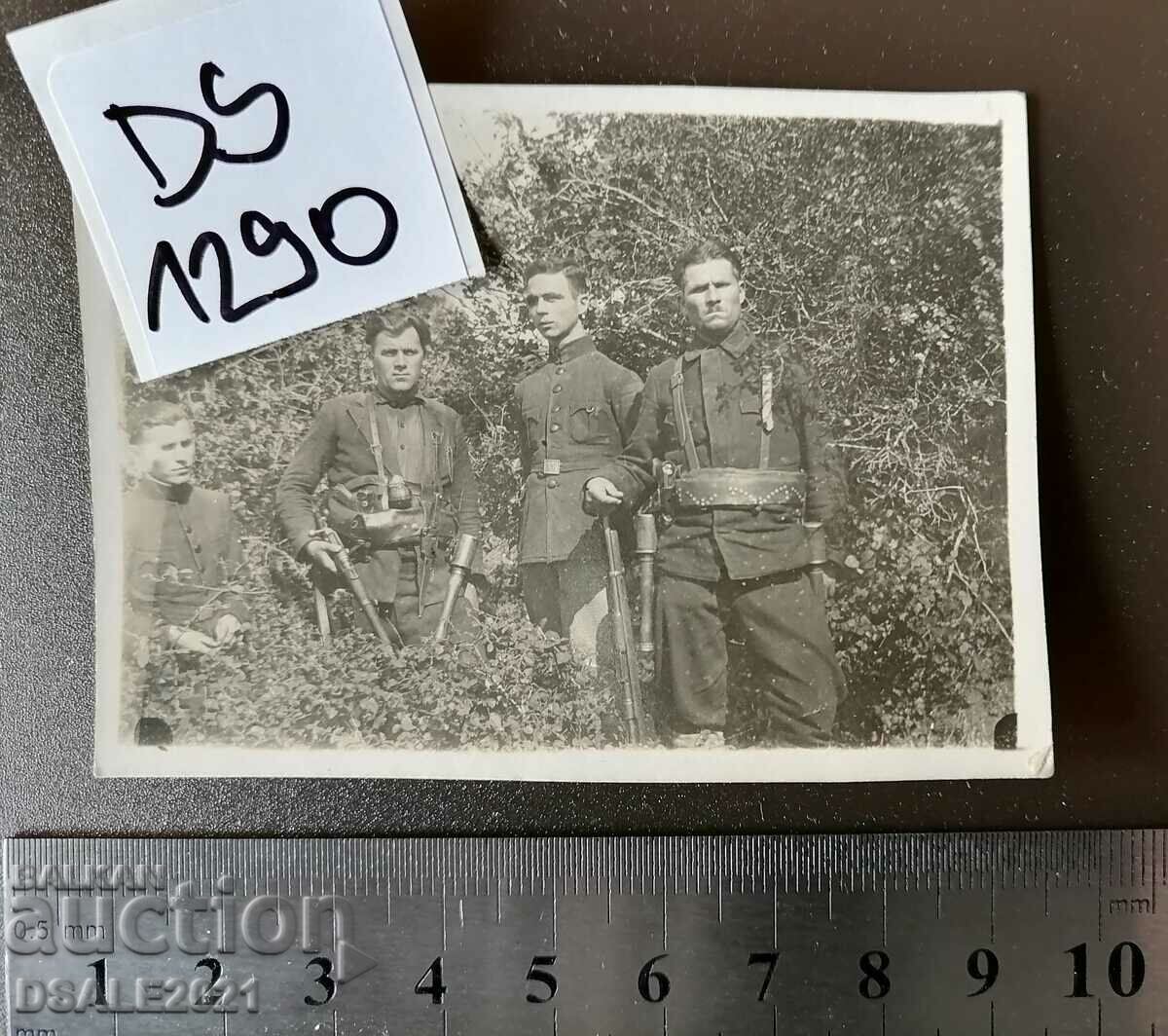 Bulgaria VMRO read in Macedonia Chetniks uniform rifle photo