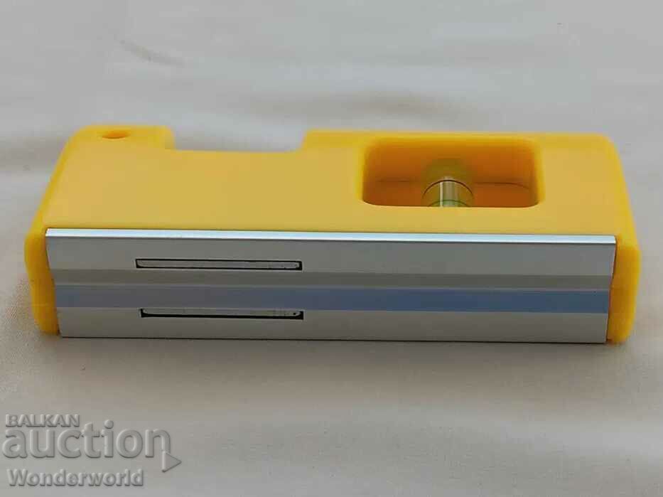 Auction  Precision German magnetic level