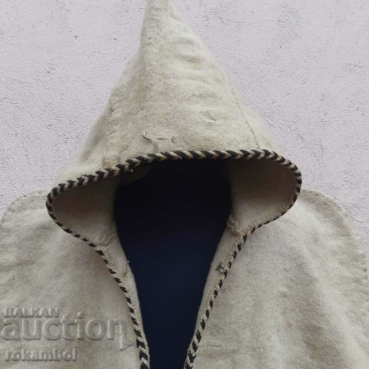 Delivery of Authentic shepherd's Japanese jacket from the village of Slatina, Loveshko