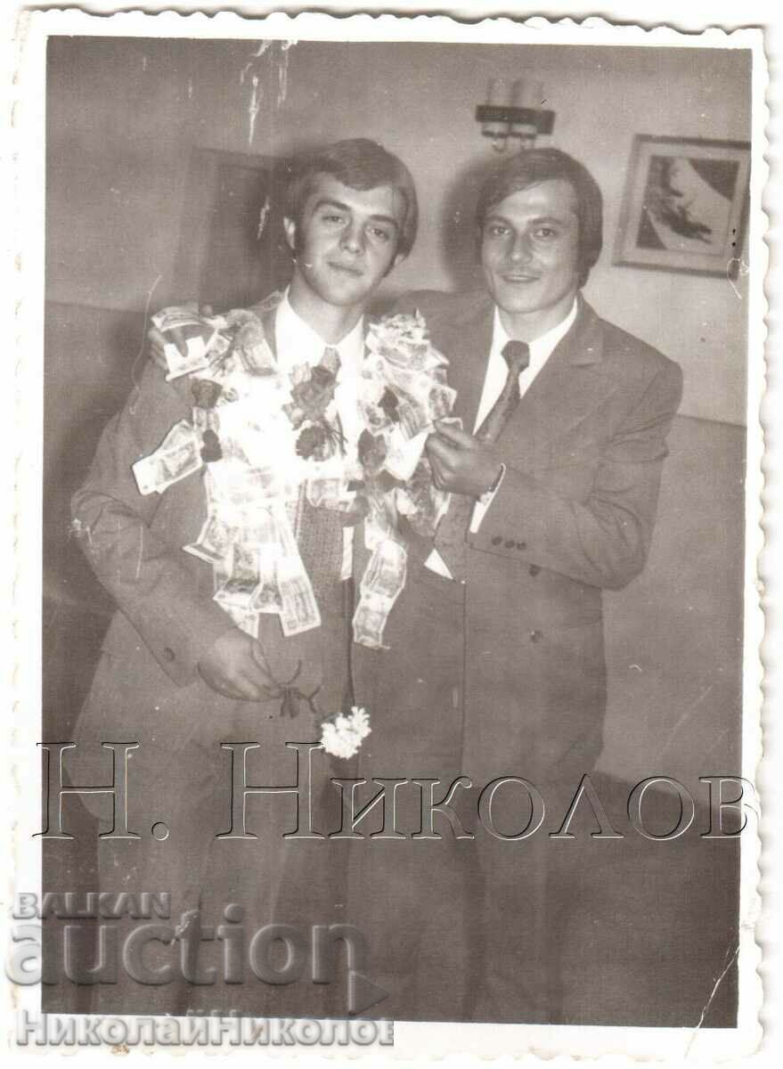 OLD PHOTO BIT CUSTOMS WEDDING BAR WITH BANKNOTES RING D004 OLD PHOTO BIT CUSTOMS WEDDING BAR WITH BANKNOTES RING D004