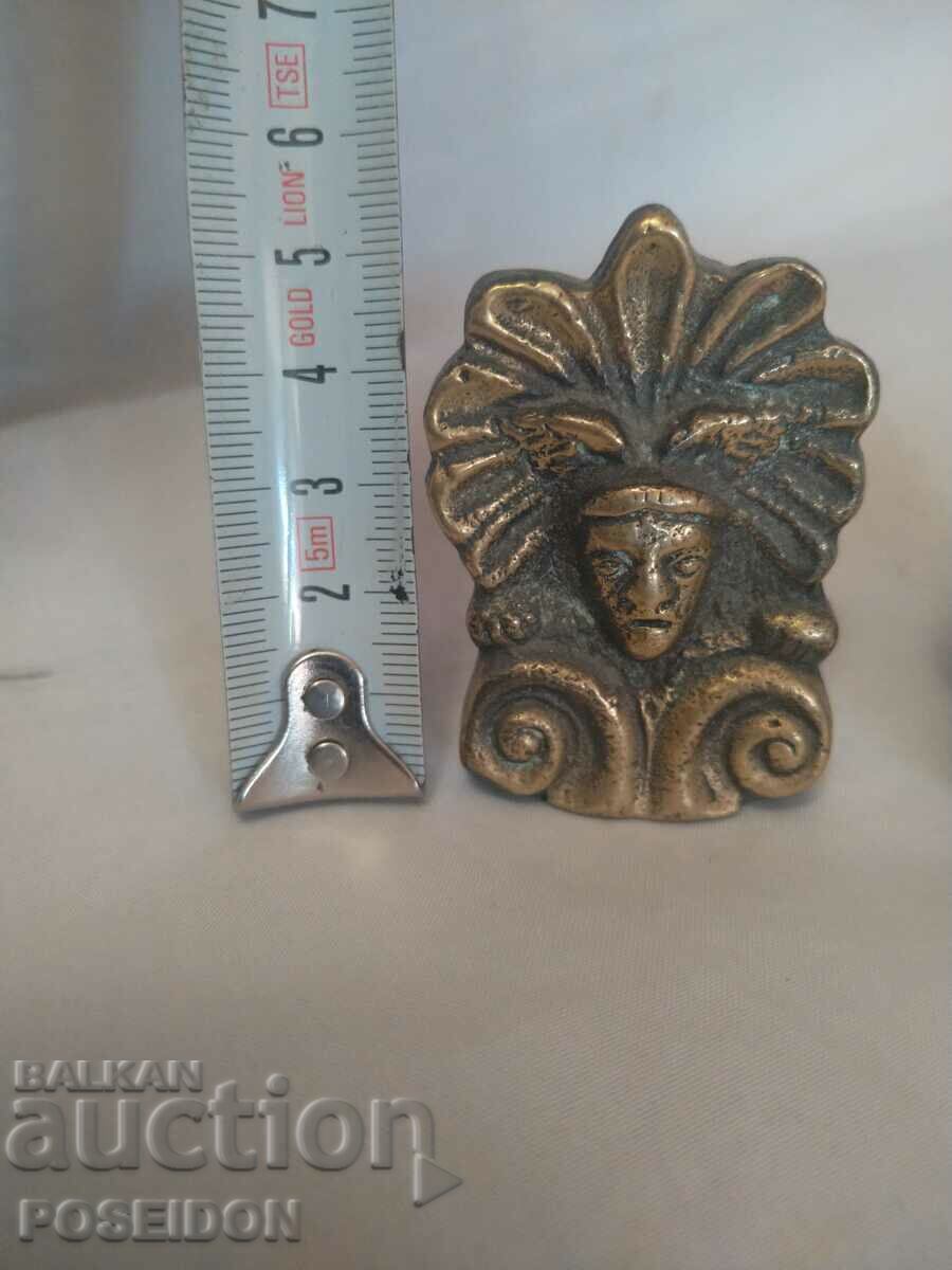 Auction  STATUETTES, FIGURINES